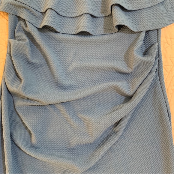 La Clef | Off-shoulder Ruched Maternity Dress - Picture 2 of 4